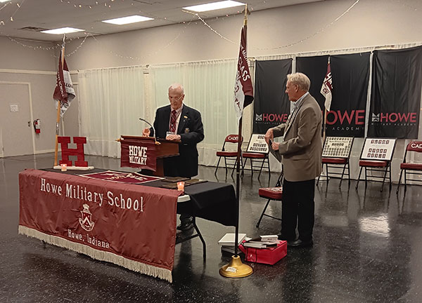 Dan Siegel accepted David Sheppard’s 2025 Alumnus of the Year Award.