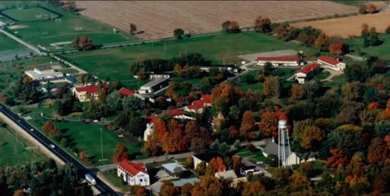 Howe Overhead