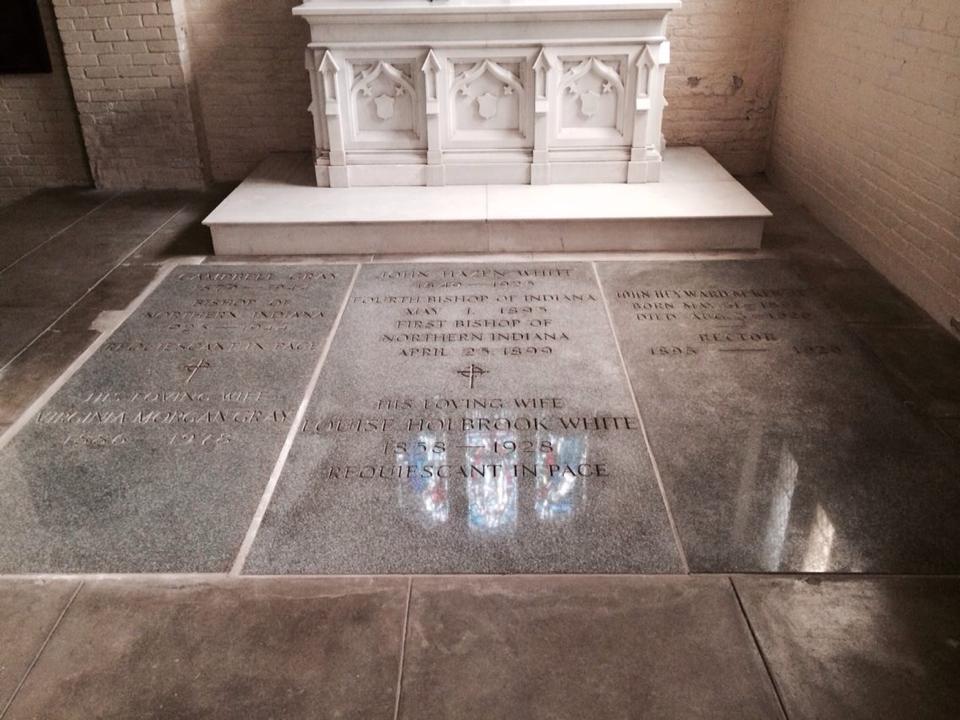 he crypt altar below the Mothers' Chapel.